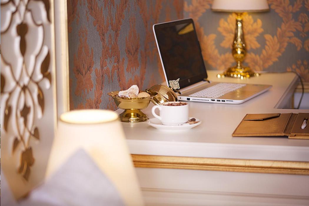 Emirhan Palace Hotel Istanbul Ngoại thất bức ảnh